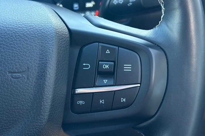 2025 Ford Everest Platinum