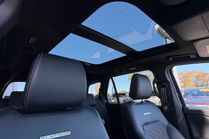 2025 Ford Everest Platinum