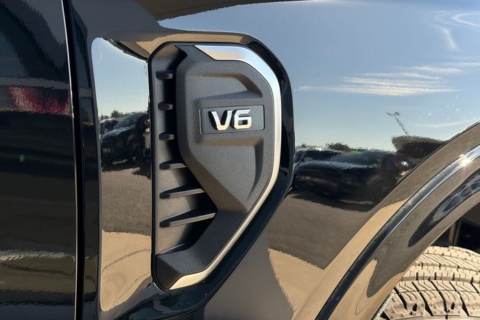 2025 Ford Everest Platinum