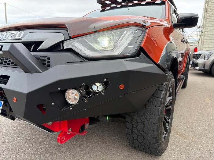 2020 Isuzu D-MAX X-TERRAIN