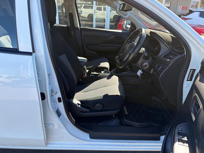 2020 Mitsubishi Triton GLX ADAS
