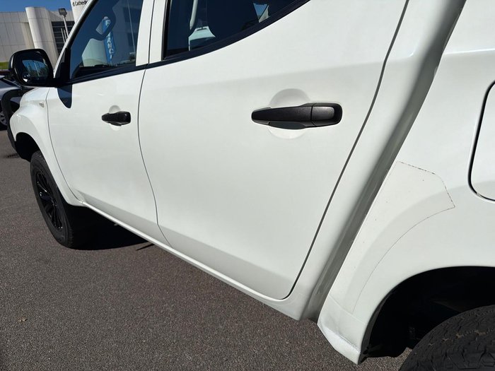 2020 Mitsubishi Triton GLX ADAS