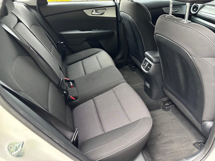 2023 Kia Cerato S