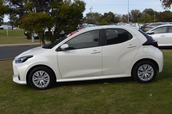 2020 Toyota Yaris Ascent Sport