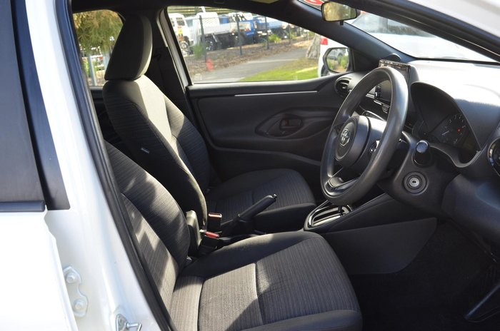 2020 Toyota Yaris Ascent Sport