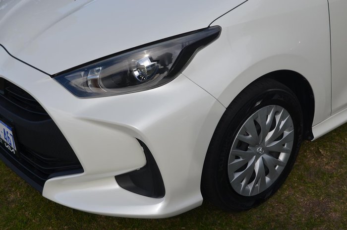 2020 Toyota Yaris Ascent Sport