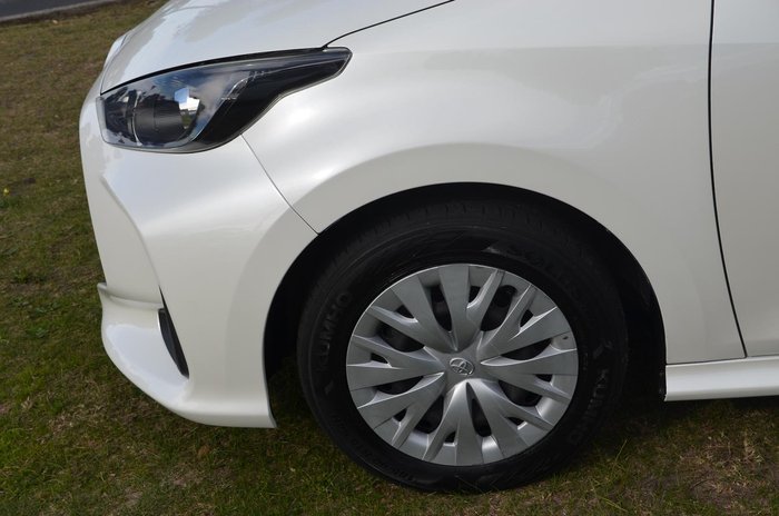 2020 Toyota Yaris Ascent Sport
