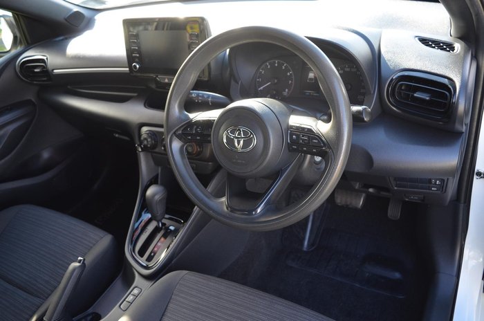 2020 Toyota Yaris Ascent Sport