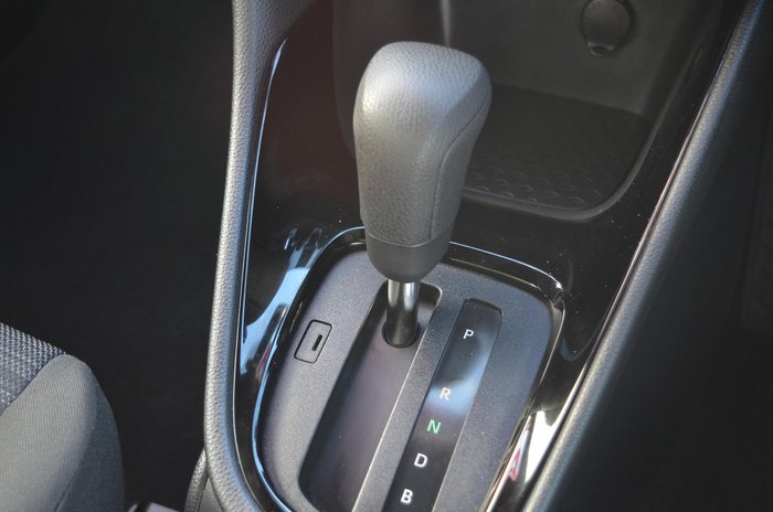 2020 Toyota Yaris Ascent Sport