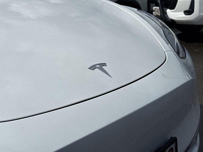 2025 Tesla Model Y Long Range