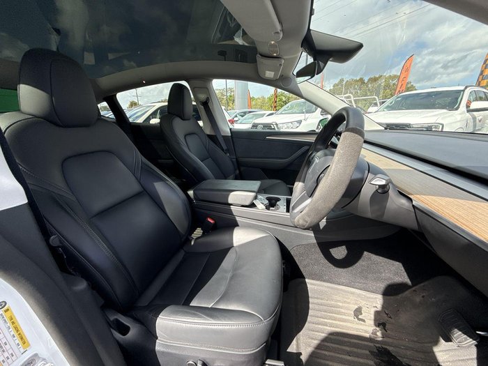 2025 Tesla Model Y Long Range