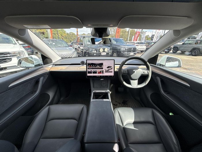 2025 Tesla Model Y Long Range