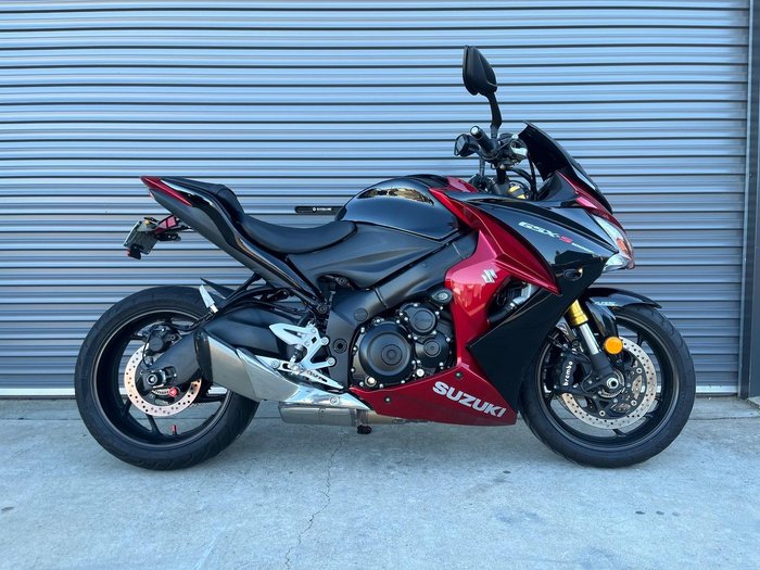 2016 Suzuki GSX-S1000F