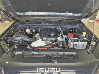 2025 Isuzu MU-X LS-T