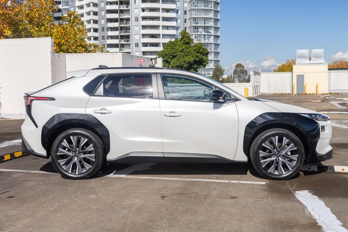2025 Subaru Solterra AWD Touring