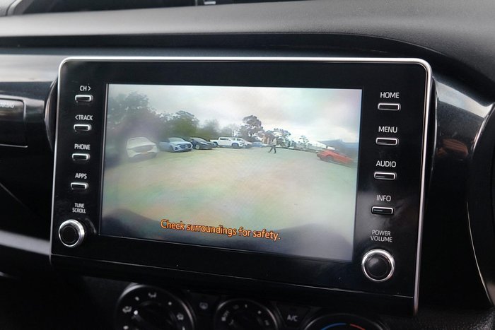 2023 Toyota Hilux SR