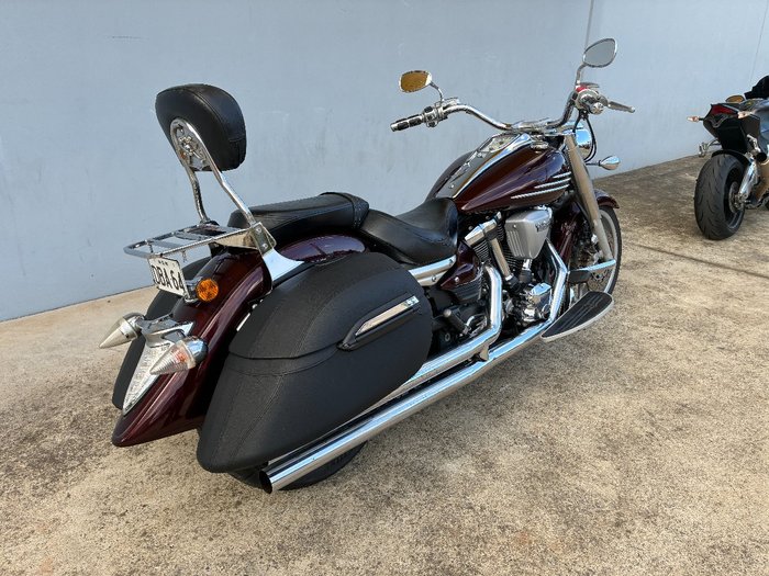 2007 Yamaha XV1900A Red