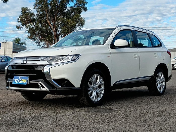 2020 Mitsubishi Outlander ES
