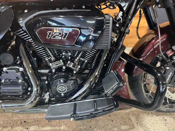 2024 HARLEY-DAVIDSON FLHXSE CVO STREET GLIDE (121)