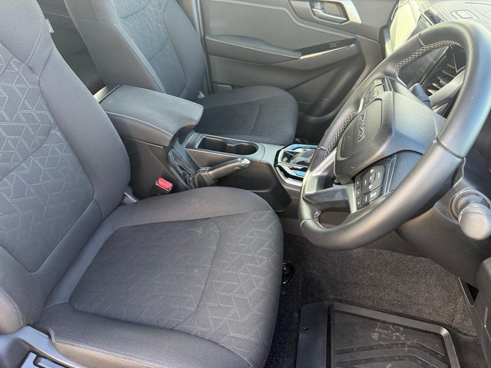 2025 Isuzu D-MAX LS-U