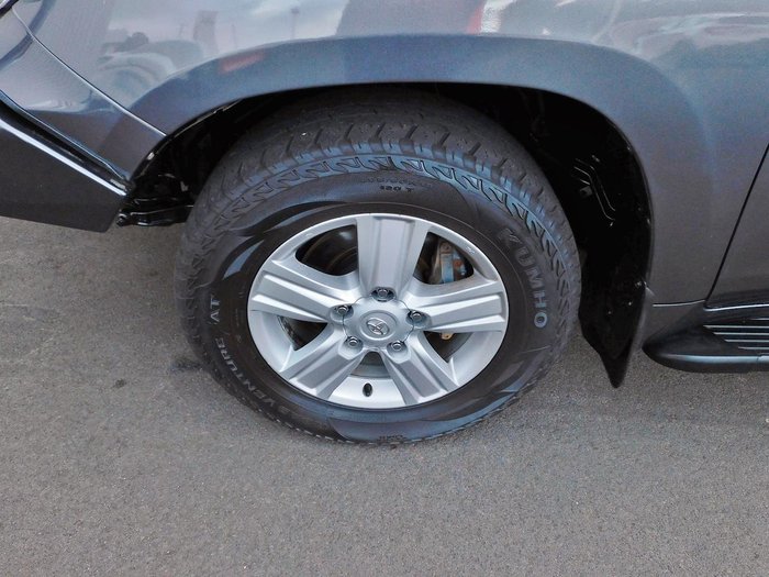 2014 Toyota Landcruiser VX