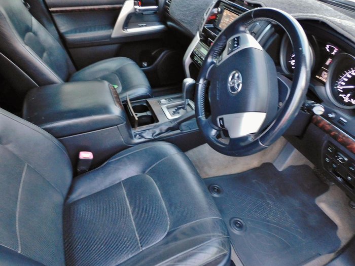 2014 Toyota Landcruiser VX