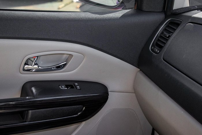 2019 Kia Carnival Platinum