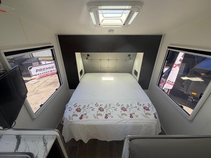2022 Sunfinder Caravans 18.6 semi off road