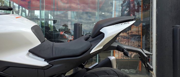 2024 CFMOTO 450 NK WHITE