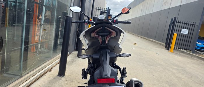 2024 CFMOTO 450 NK WHITE