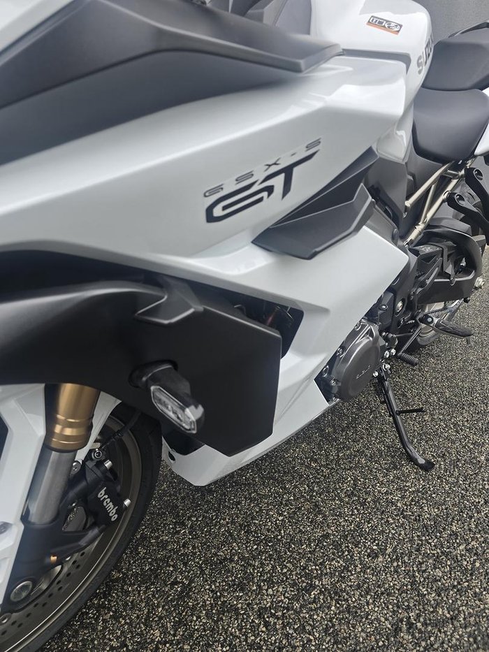2025 Suzuki GSX-S1000 GT GSX-S White