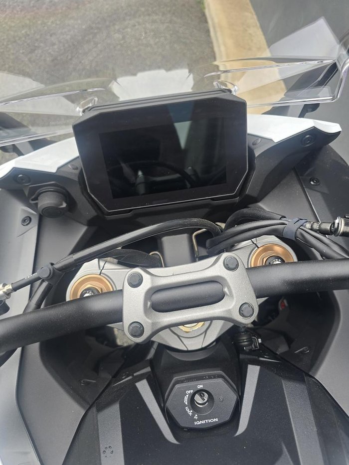 2025 Suzuki GSX-S1000 GT GSX-S White