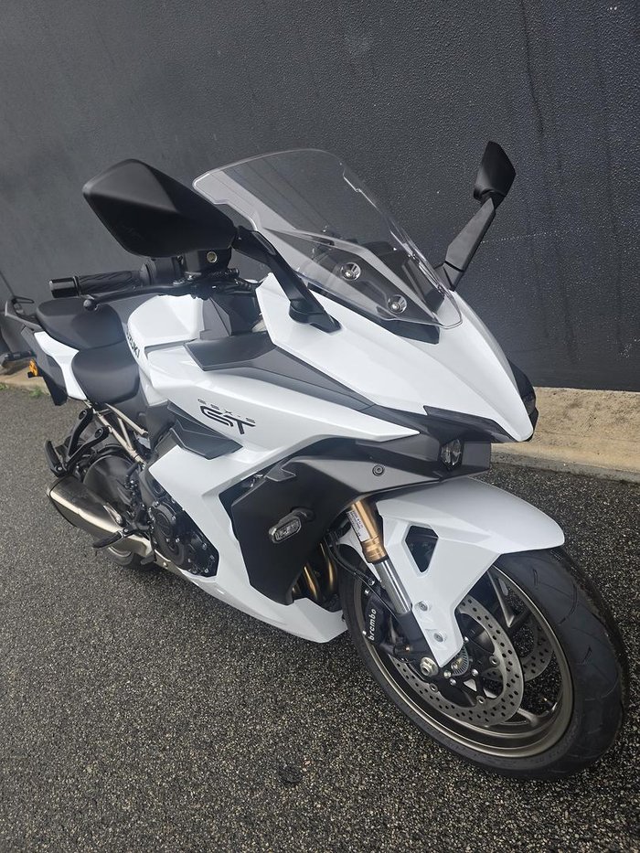 2025 Suzuki GSX-S1000 GT GSX-S White