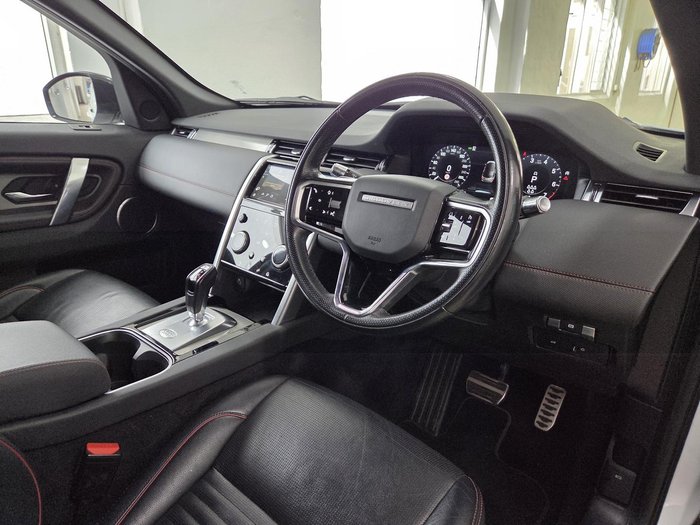 2022 Land Rover Discovery Sport P250 R-Dynamic SE