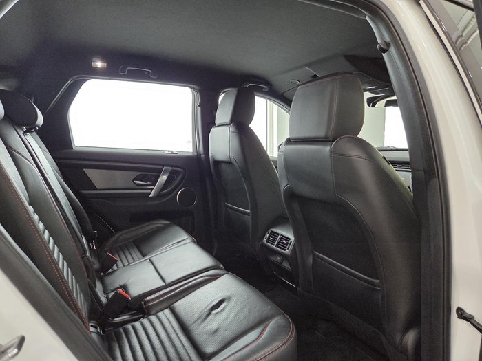 2022 Land Rover Discovery Sport P250 R-Dynamic SE