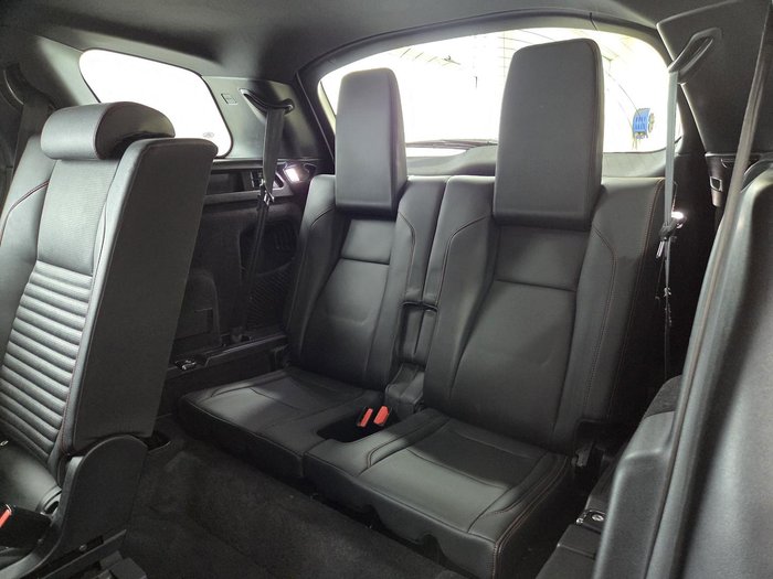 2022 Land Rover Discovery Sport P250 R-Dynamic SE