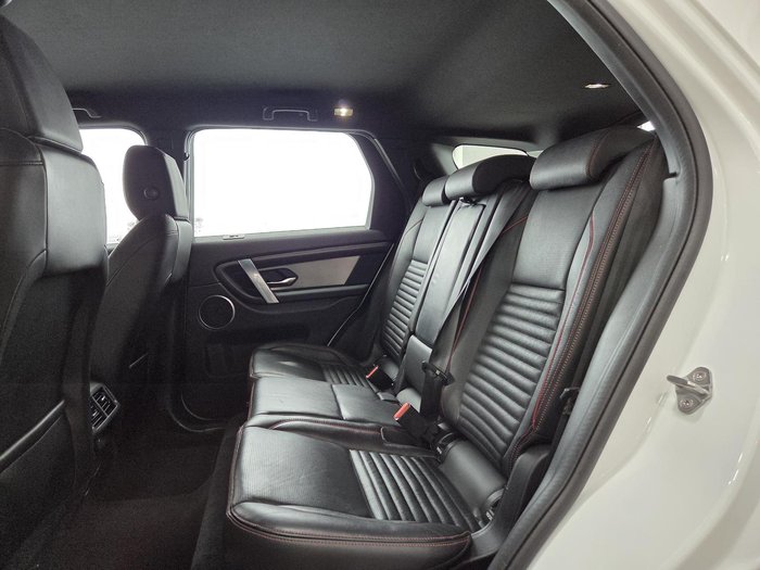 2022 Land Rover Discovery Sport P250 R-Dynamic SE