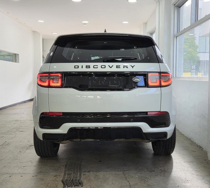 2022 Land Rover Discovery Sport P250 R-Dynamic SE