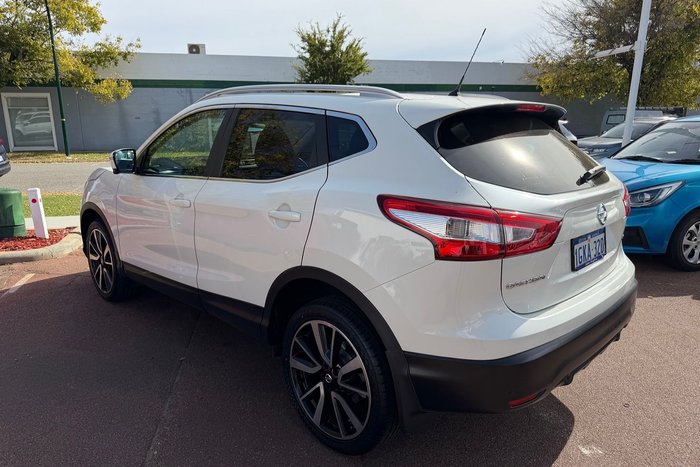 2017 Nissan QASHQAI Ti