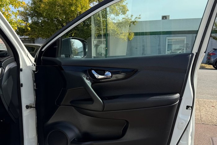 2017 Nissan QASHQAI Ti