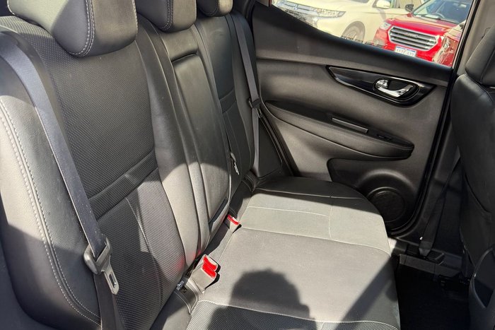 2017 Nissan QASHQAI Ti