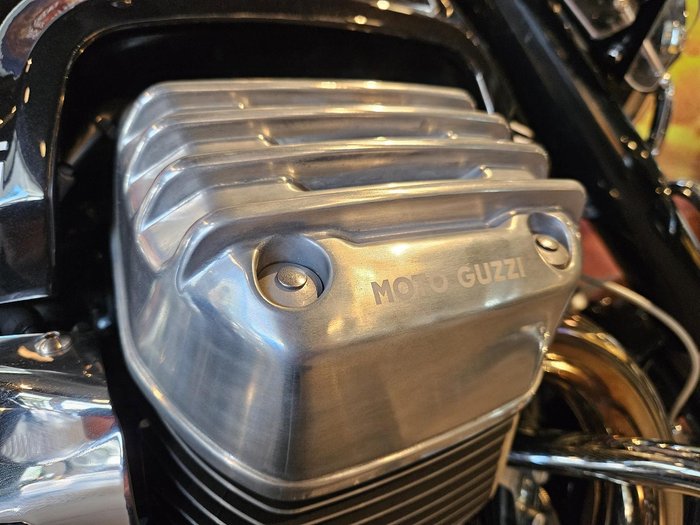 2015 Moto Guzzi California Touring SE California Bronze