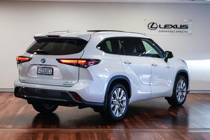 2024 Toyota Kluger Grande