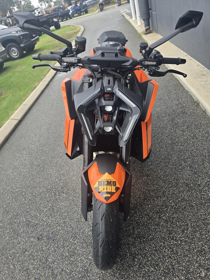 2025 KTM 1390 Super Duke R