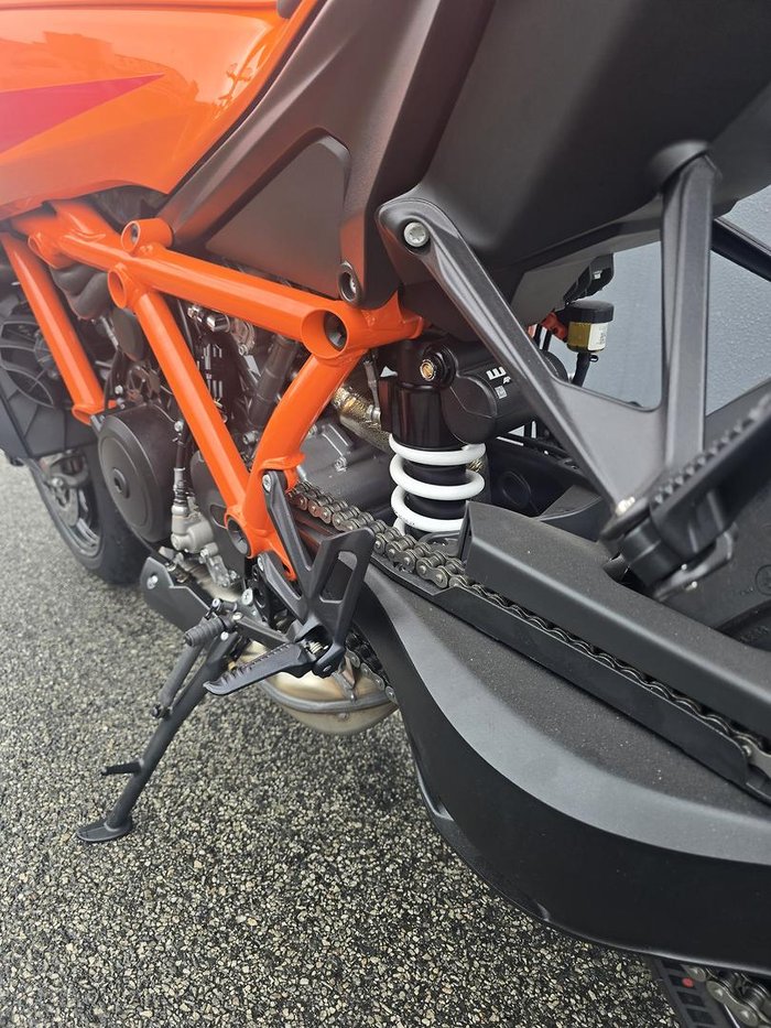 2025 KTM 1390 Super Duke R Super Duke Orange