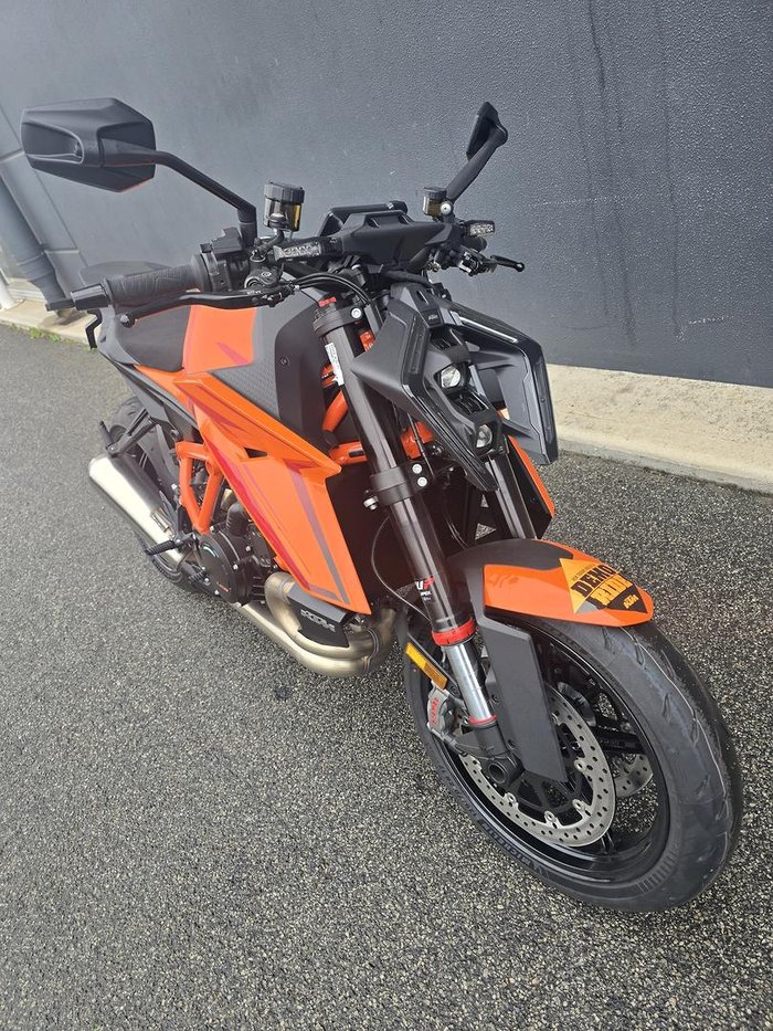 2025 KTM 1390 Super Duke R Super Duke Orange