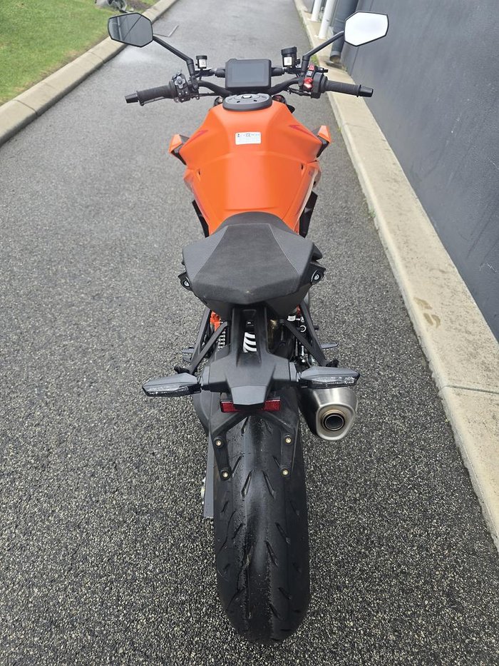 2025 KTM 1390 Super Duke R Super Duke Orange