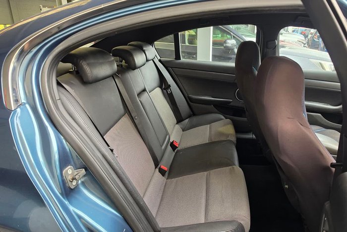 2010 Holden Commodore SV6