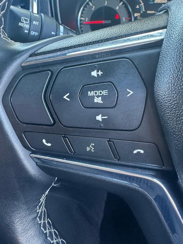 2022 Isuzu MU-X LS-U