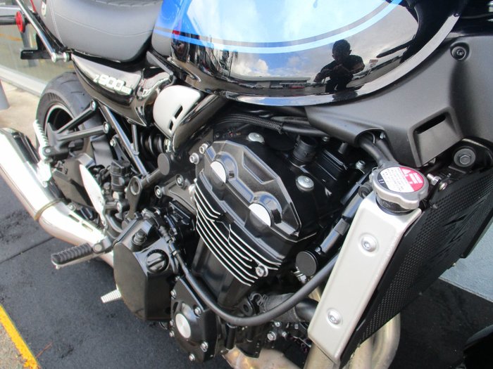 2024 Kawasaki Z900RS (ZR900C) BLUE